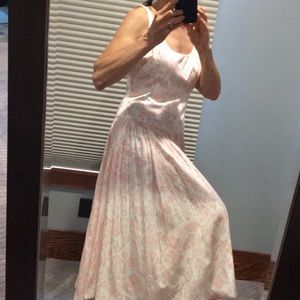 Silk dress . Pink
